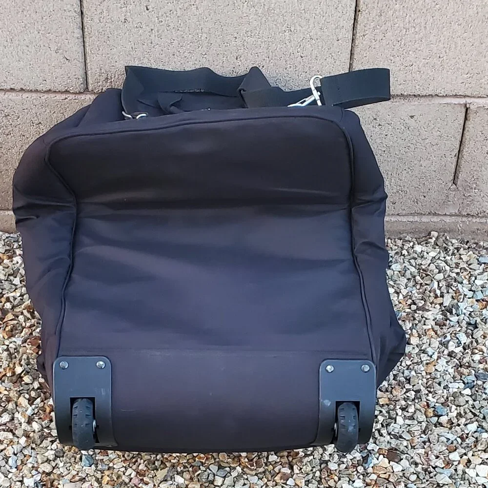 Vintage Stags Leap Wine Cellars Zip Around Rolling Luggage Travel Bag
